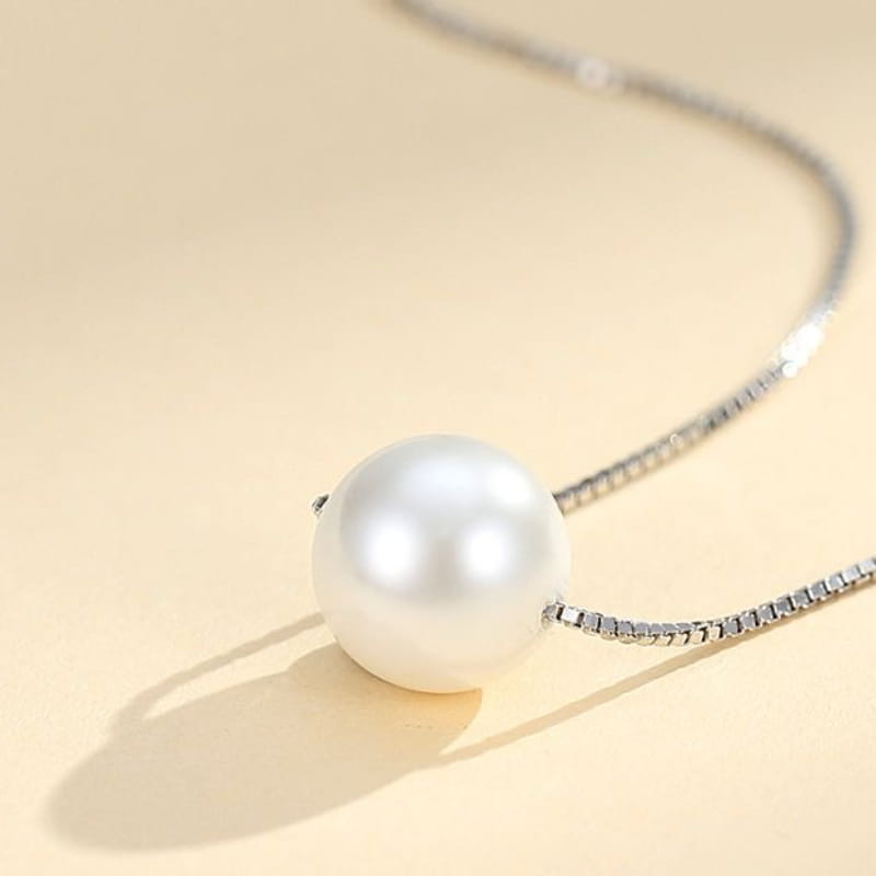 Sterling Silver Single Pearl Pendant Necklace | SYLverae Quiet Luxury Jewelry