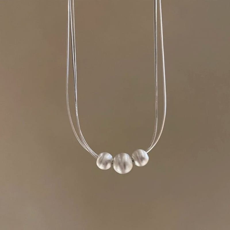 Dreifachperlenkette aus Sterlingsilber | SYLverae – Ruhiger Luxusschmuck