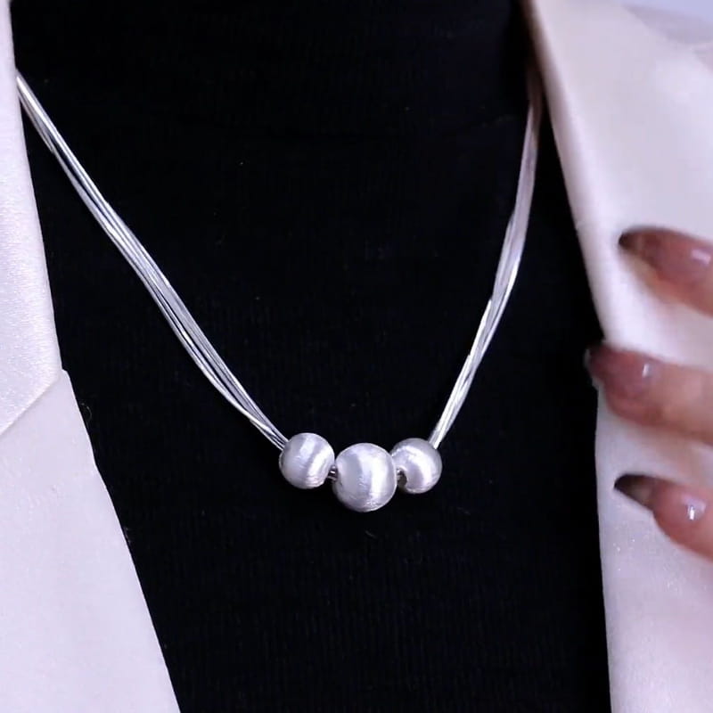 Dreifachperlenkette aus Sterlingsilber | SYLverae – Ruhiger Luxusschmuck